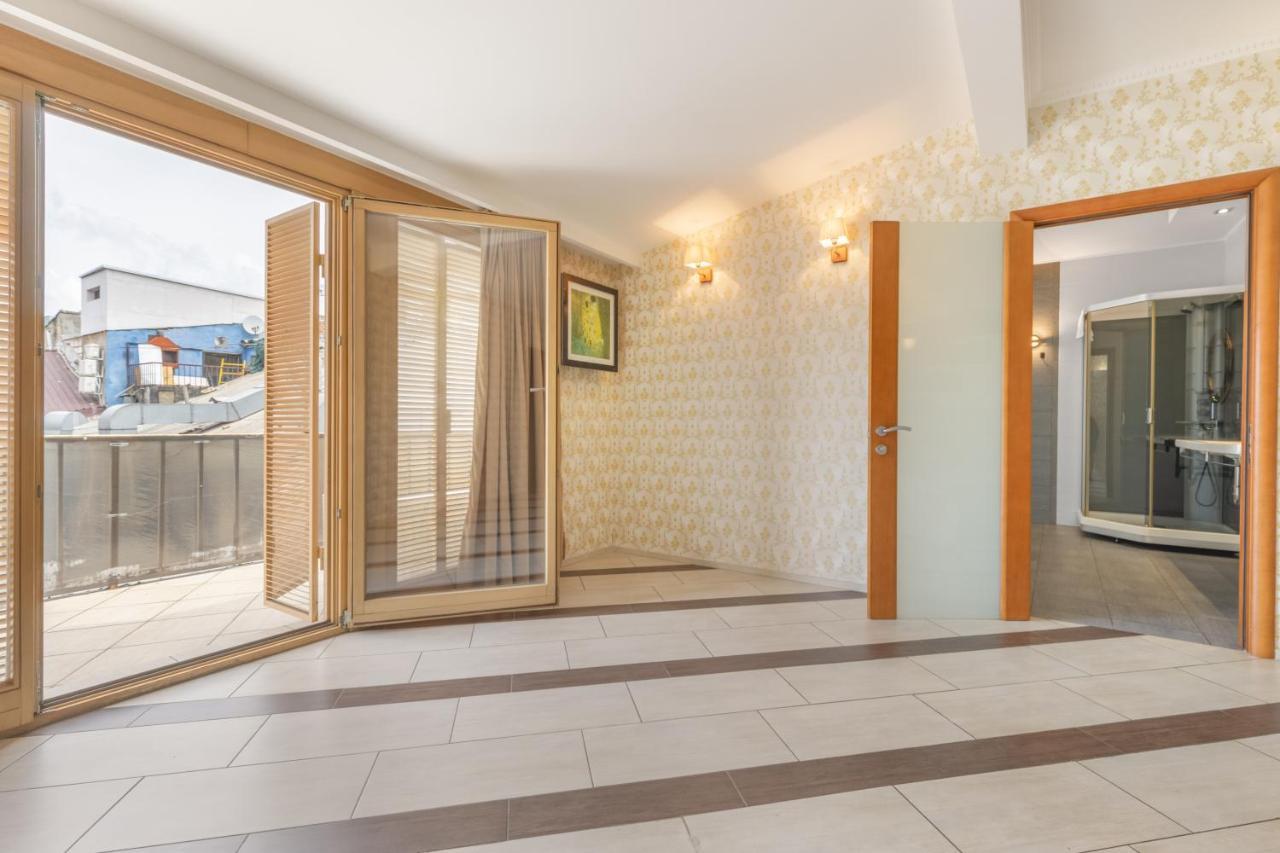 Deribasivska Cozy 4-Room Apartment Odessa Eksteriør billede